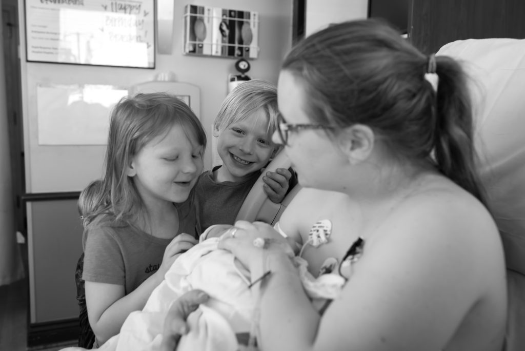 birth photographer oklahoma mercy hospital