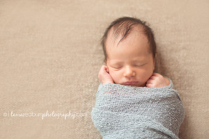 edmond oklahoma newborn photographer