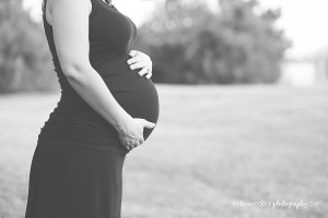 black and white maternity photo, oklahoma