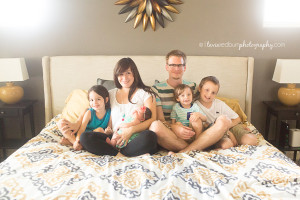family at their lifestyle newborn session