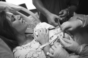 cutting the cord, birth photography oklahoma