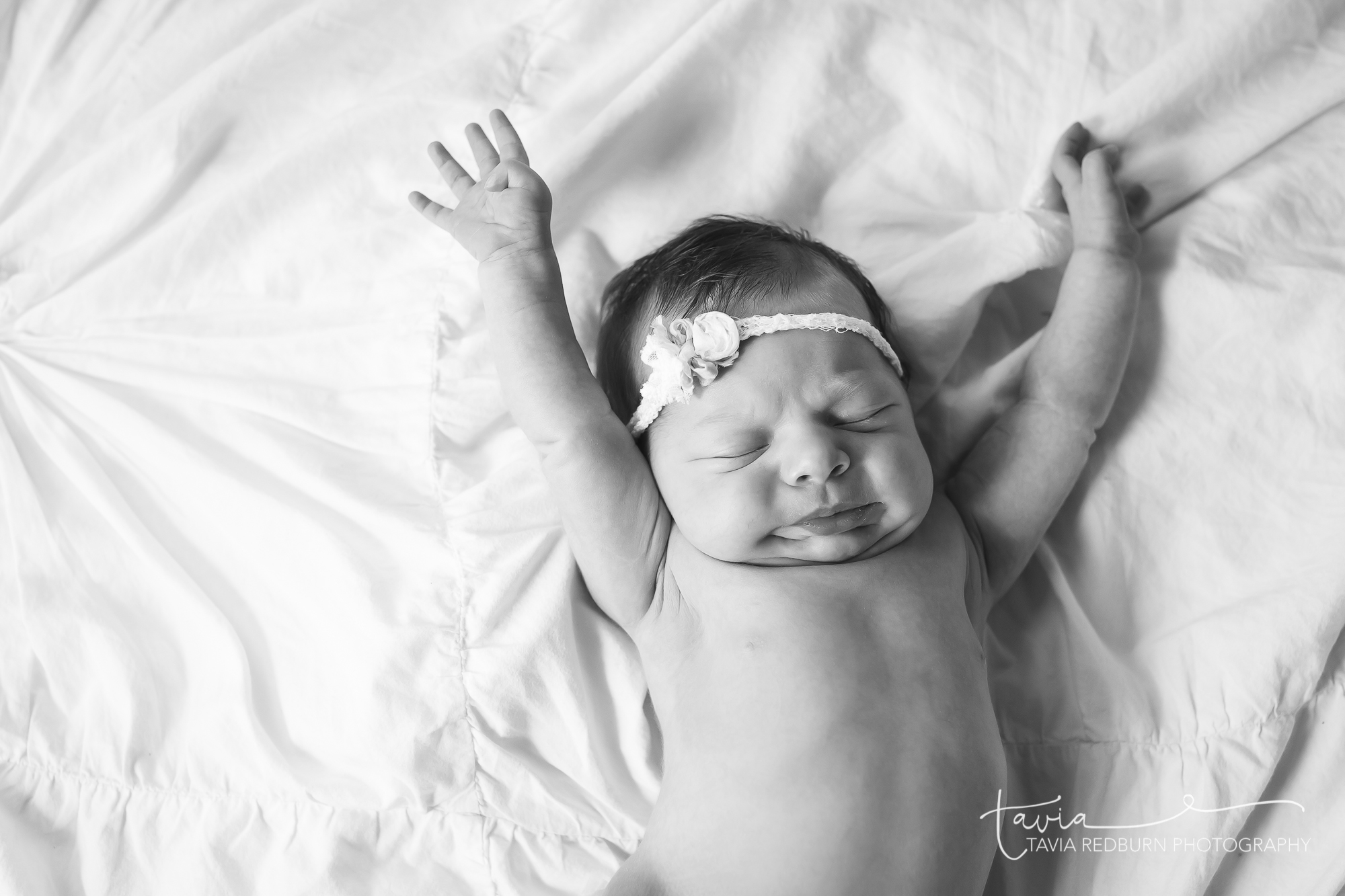 cute newborn poses okc