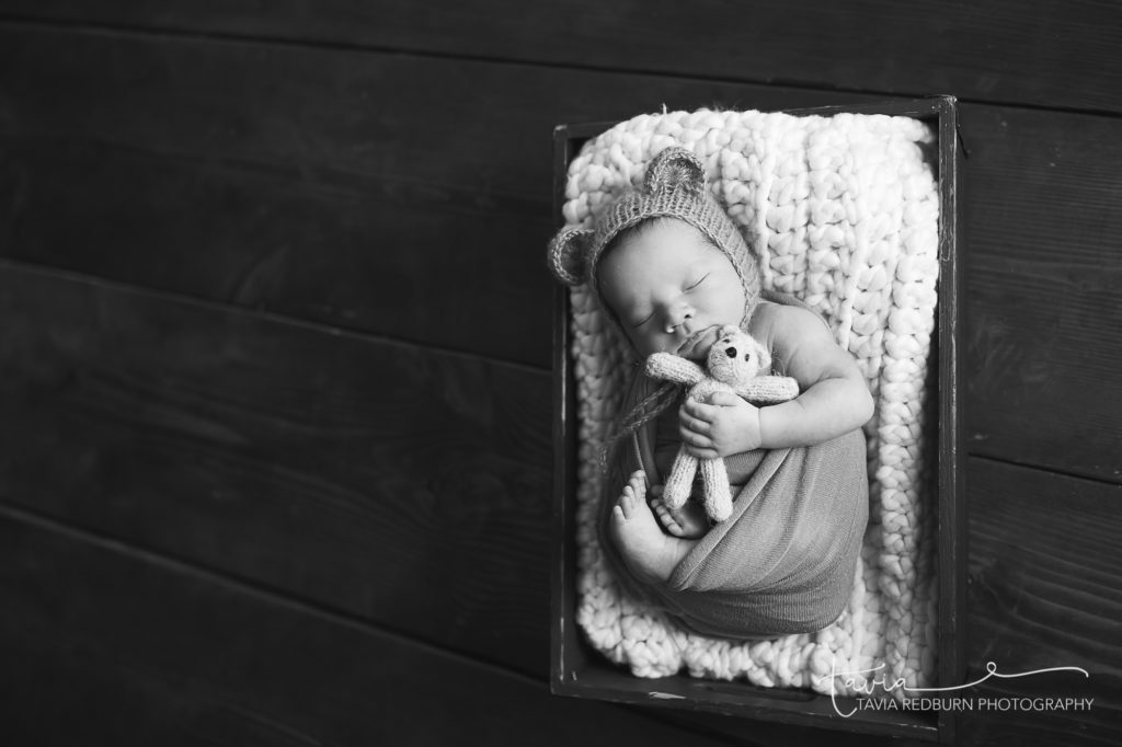 oklahoma city newborn photographer